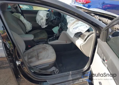 2017 Hyundai Elantra Se из США, поврежденный, VIN KMHD84LF8HU412782